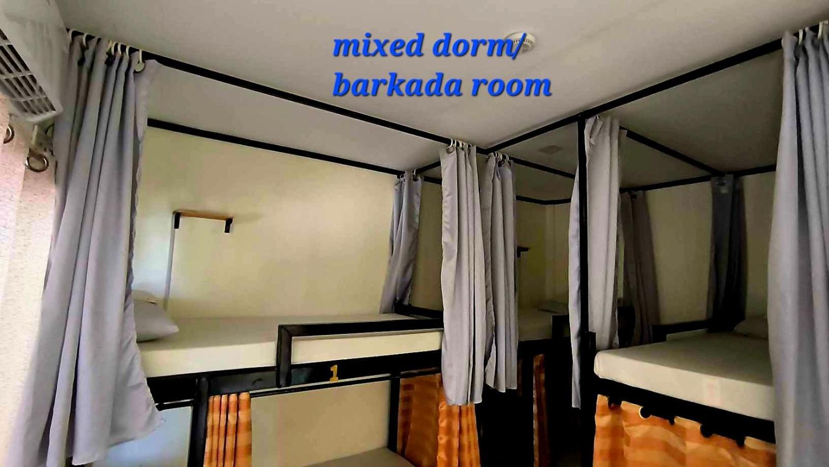 Cheri Backpackers Hostel Moalboal Buitenkant foto