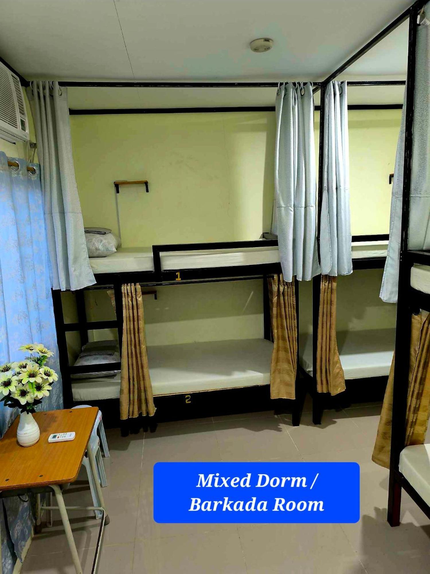 Cheri Backpackers Hostel Moalboal Buitenkant foto