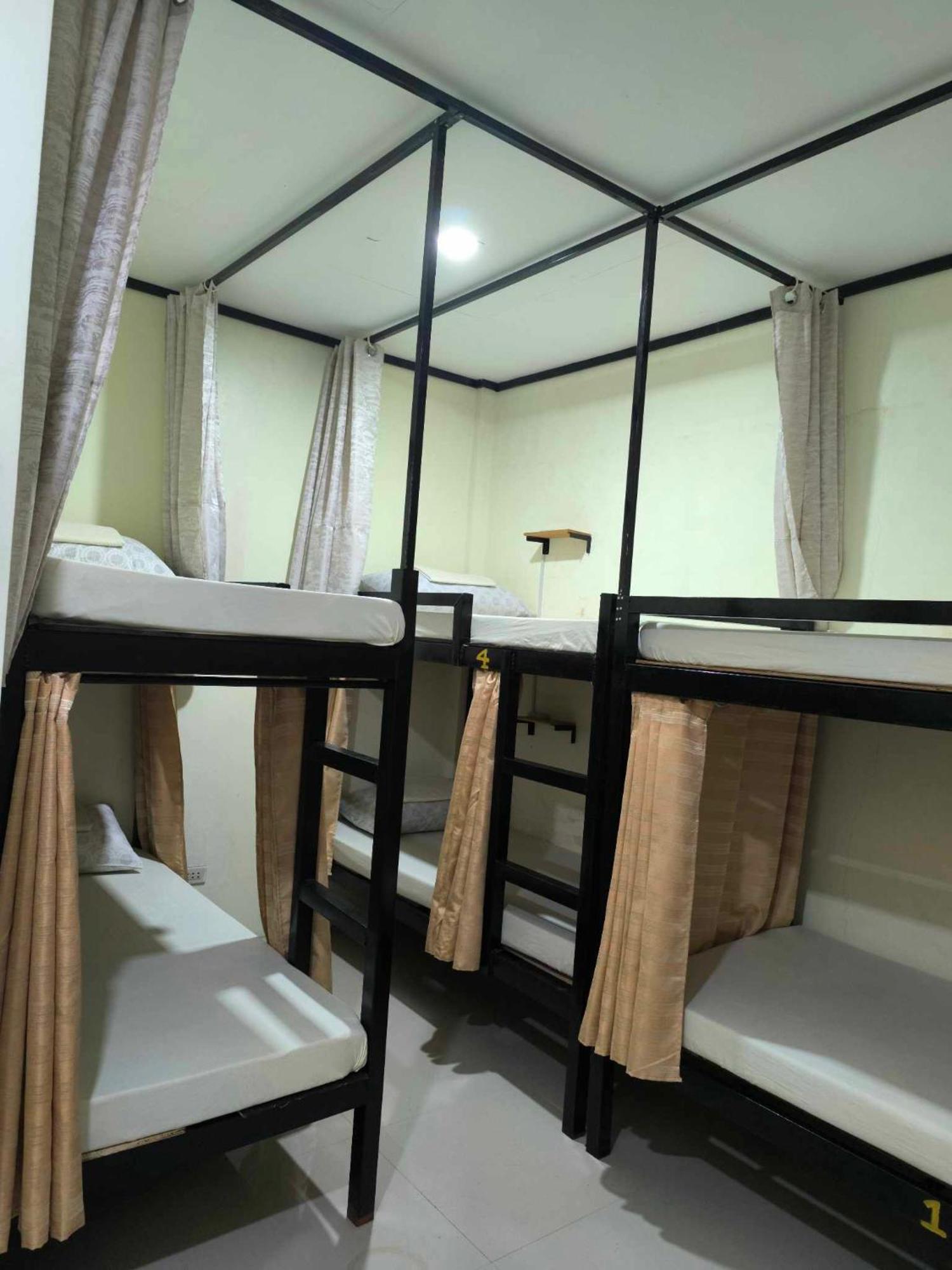 Cheri Backpackers Hostel Moalboal Buitenkant foto