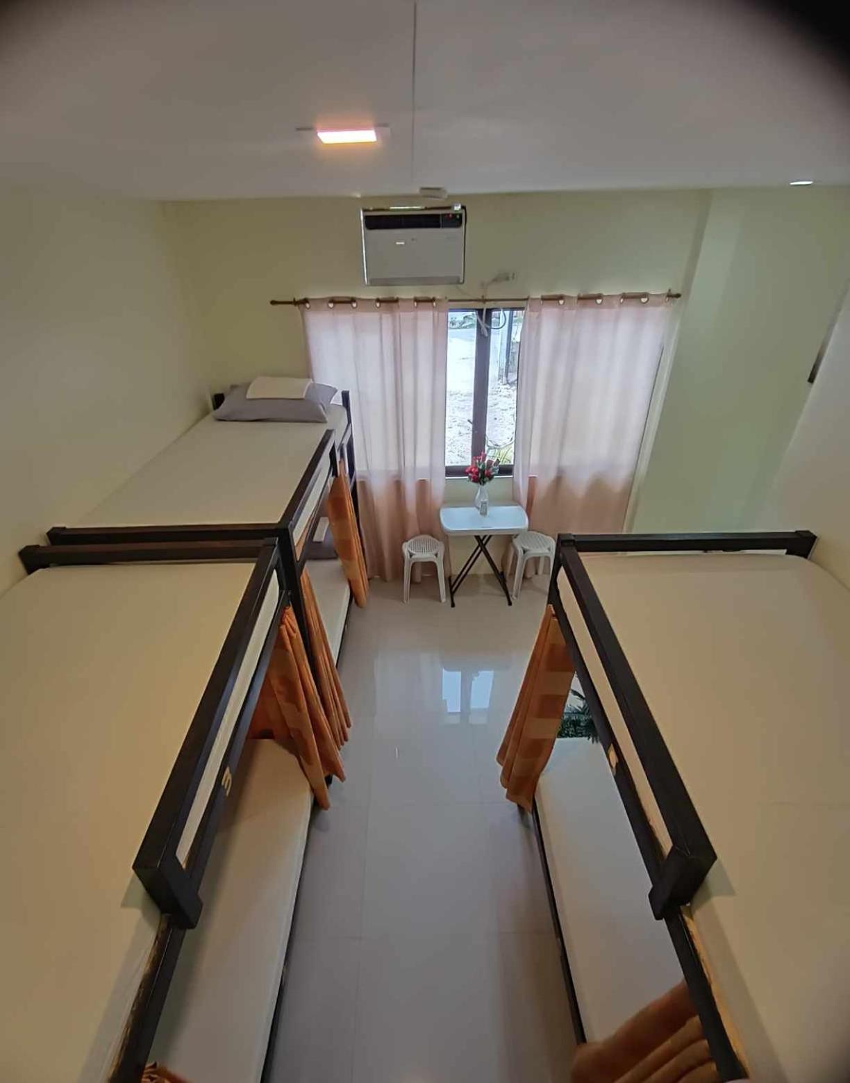 Cheri Backpackers Hostel Moalboal Buitenkant foto