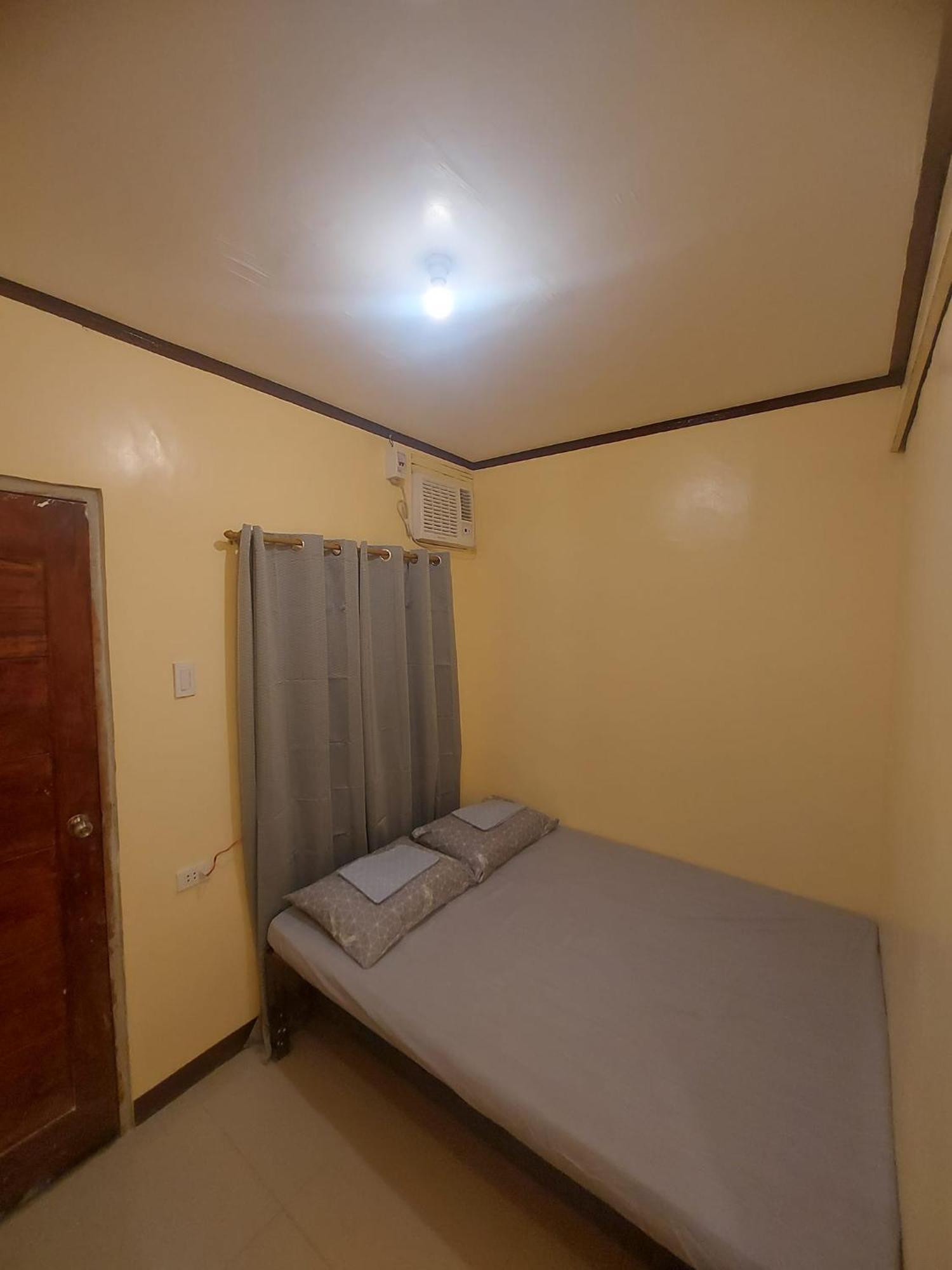 Cheri Backpackers Hostel Moalboal Buitenkant foto