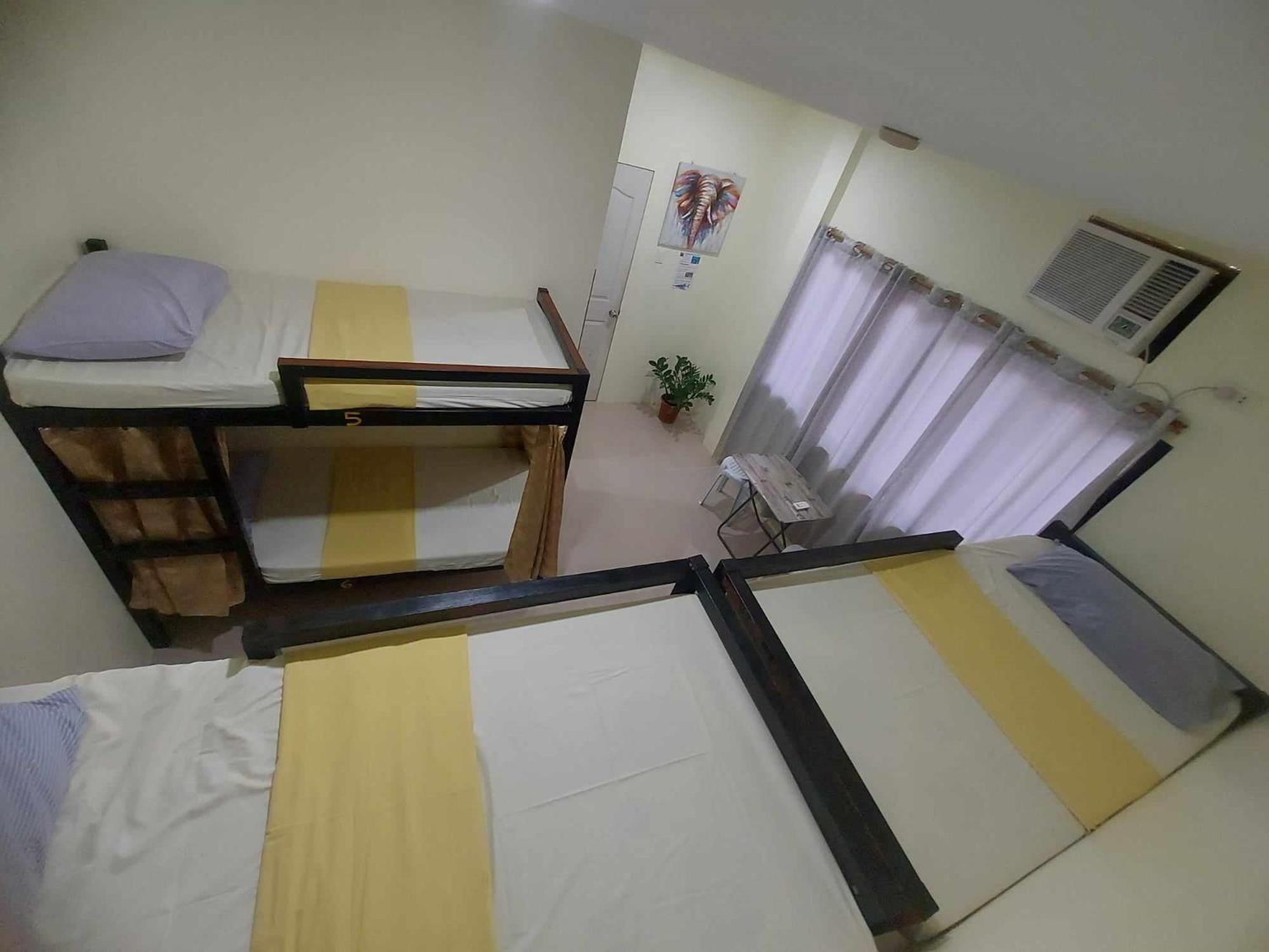 Cheri Backpackers Hostel Moalboal Buitenkant foto
