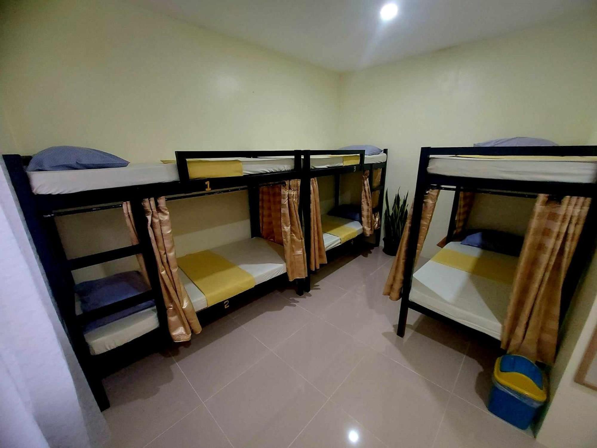 Cheri Backpackers Hostel Moalboal Buitenkant foto