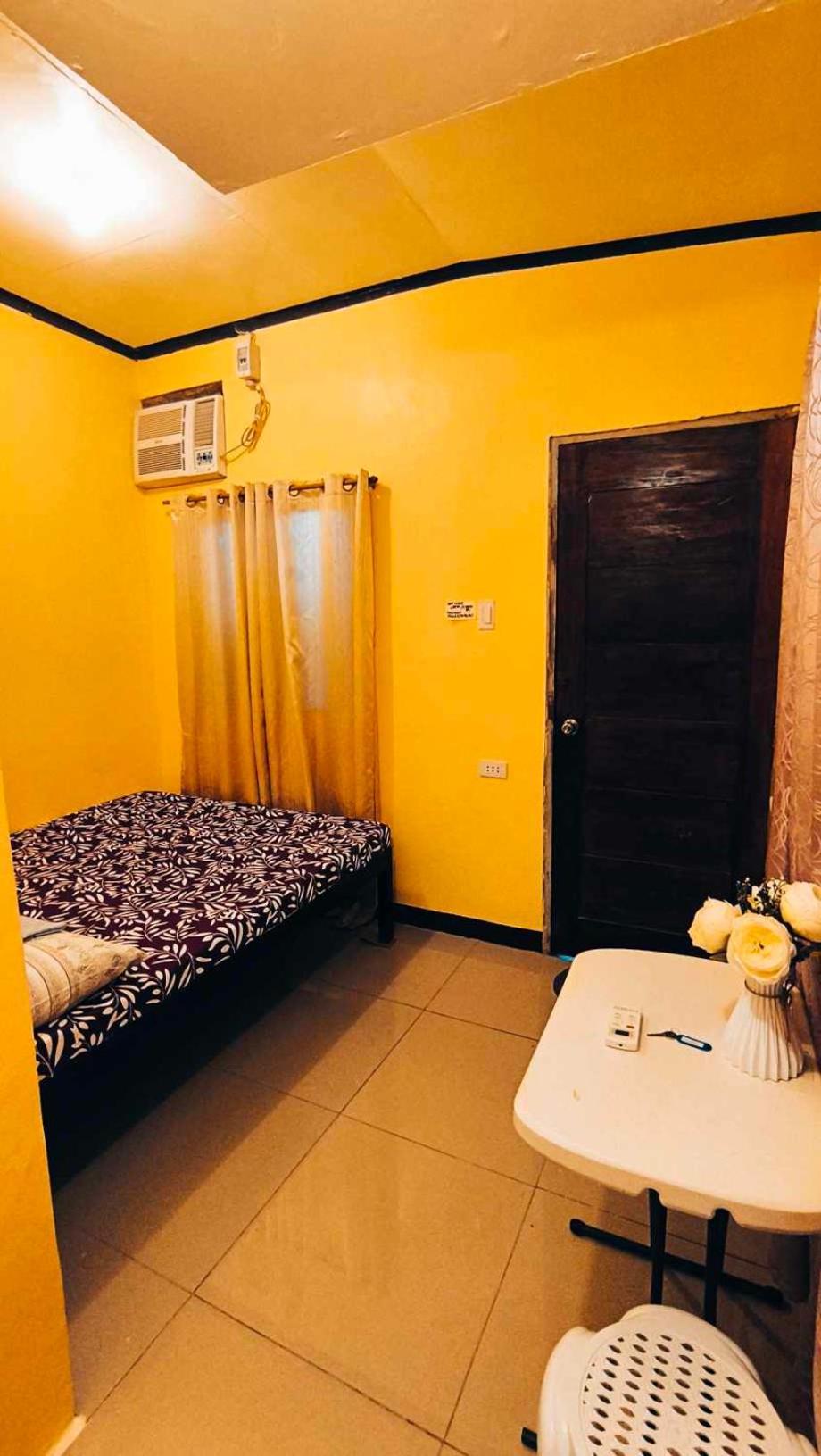 Cheri Backpackers Hostel Moalboal Buitenkant foto