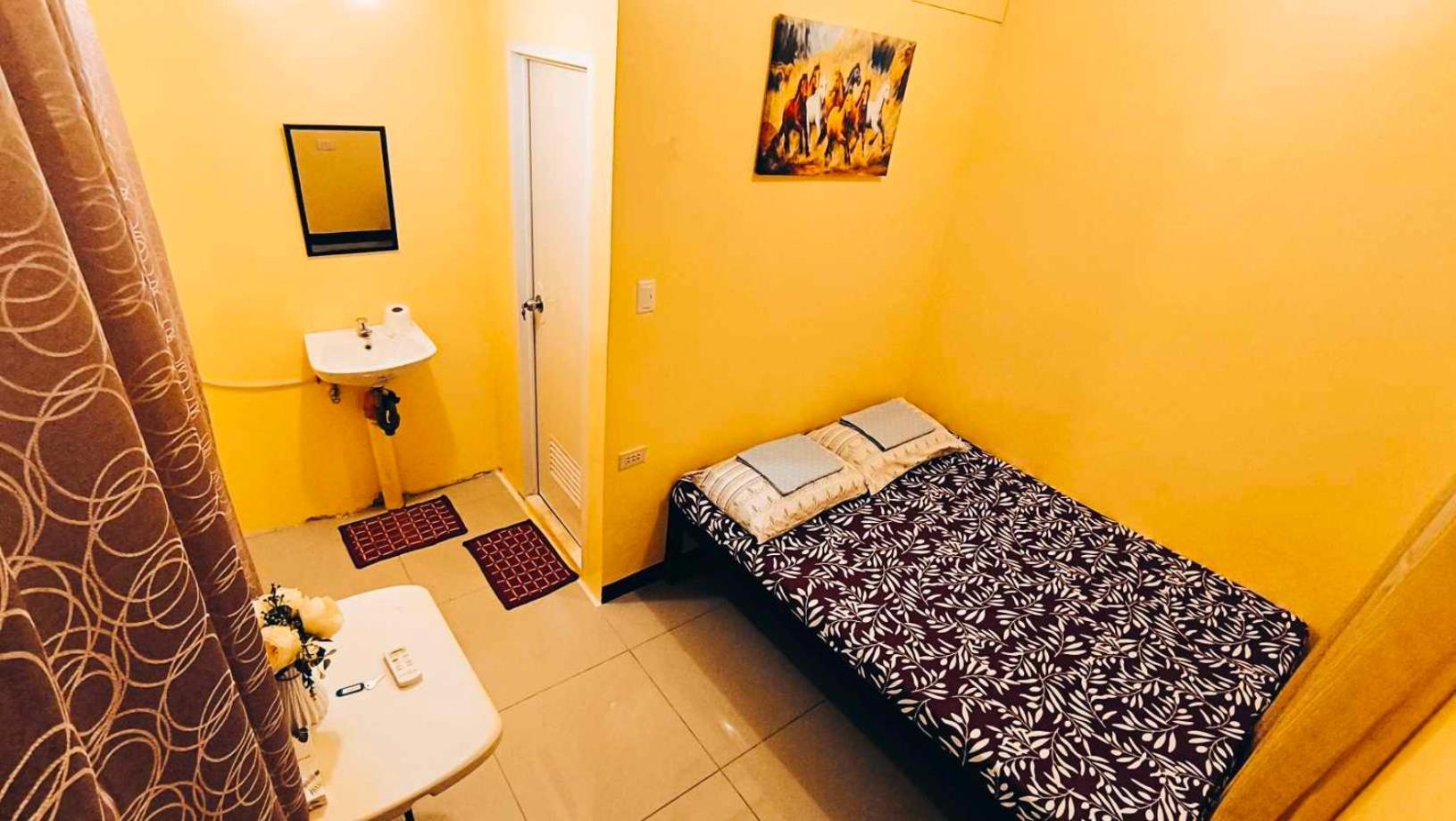 Cheri Backpackers Hostel Moalboal Buitenkant foto